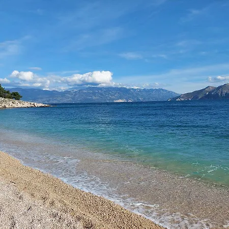 50 Meter Zum Kieselstrand